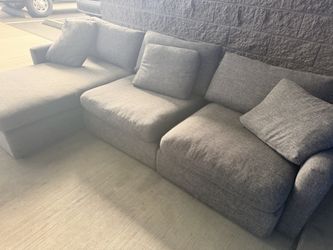 Sectional couch sofa