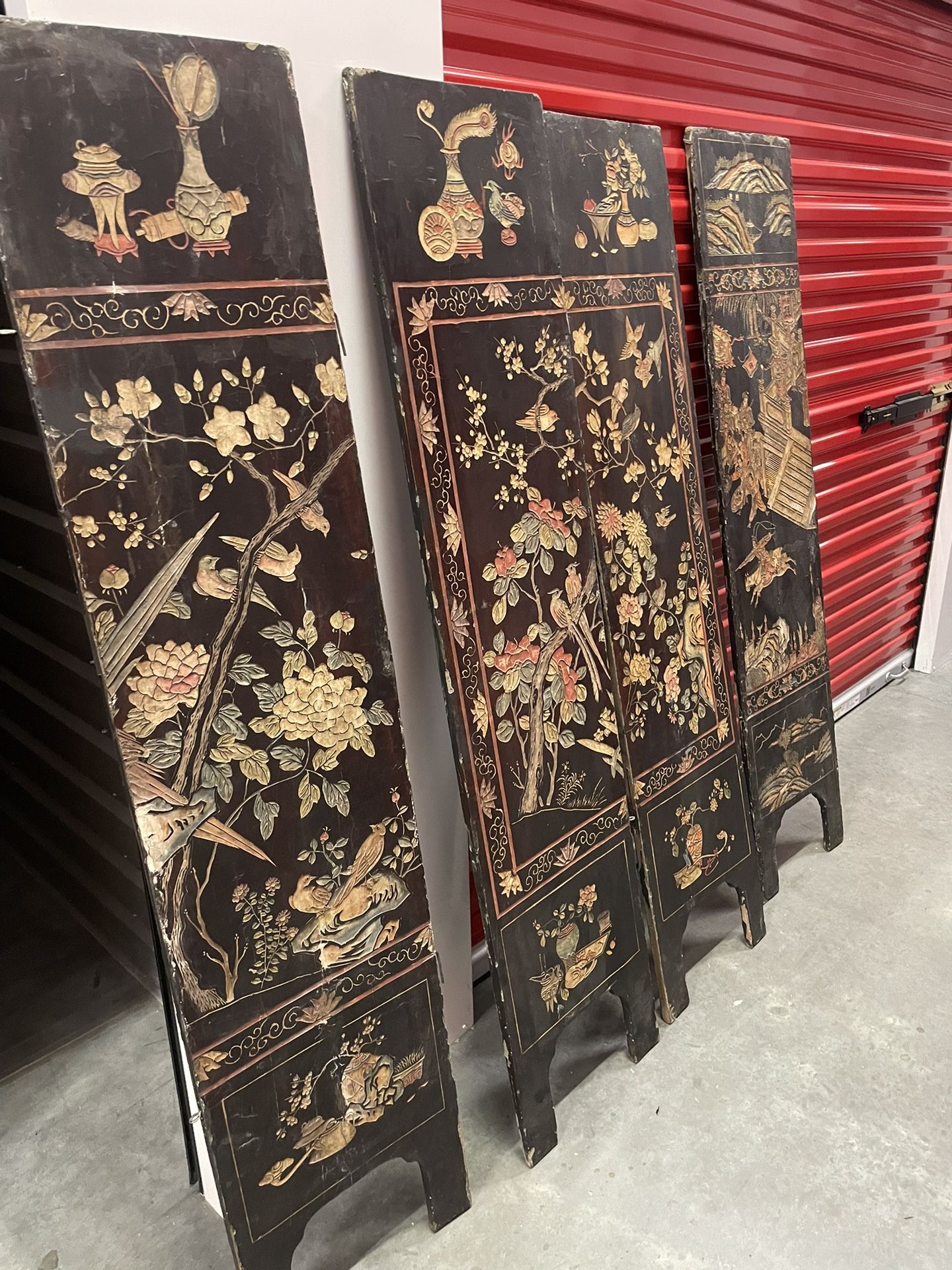 Asian Dividers.