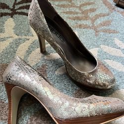 MODA Spana Heels 