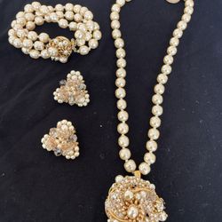 Miriam Haskell Jewlery