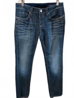Jeans Vigoss Dark washed Distressed Juniors size 3 EUC