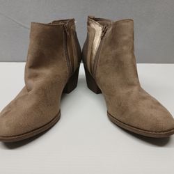 Faded Glory ( 1 1 ) Tan Womens Skid Resistant Easy On Zipper Entry Boots