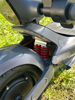 CUNFON RZ800 Electric Scooter With Speaker and Fingerprit 1200w 31mph
