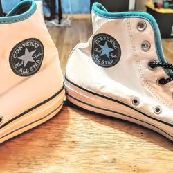 
CONVERSE CHUCK TAYLOR ALL STAR