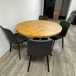 Dining set with 4 chairs