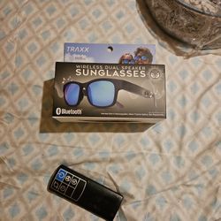TRAXX DUAL SPEAKER Sunglasses 