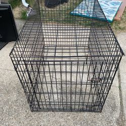 Collapsible large dog cage/kennel
