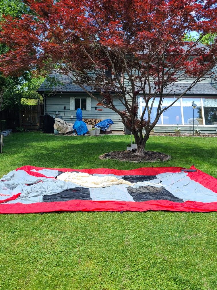 Hillary 2 room Tent 15 x 9.5 Feet