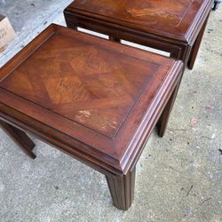 Lane Mid Century Modern Pair of Side End Tables 