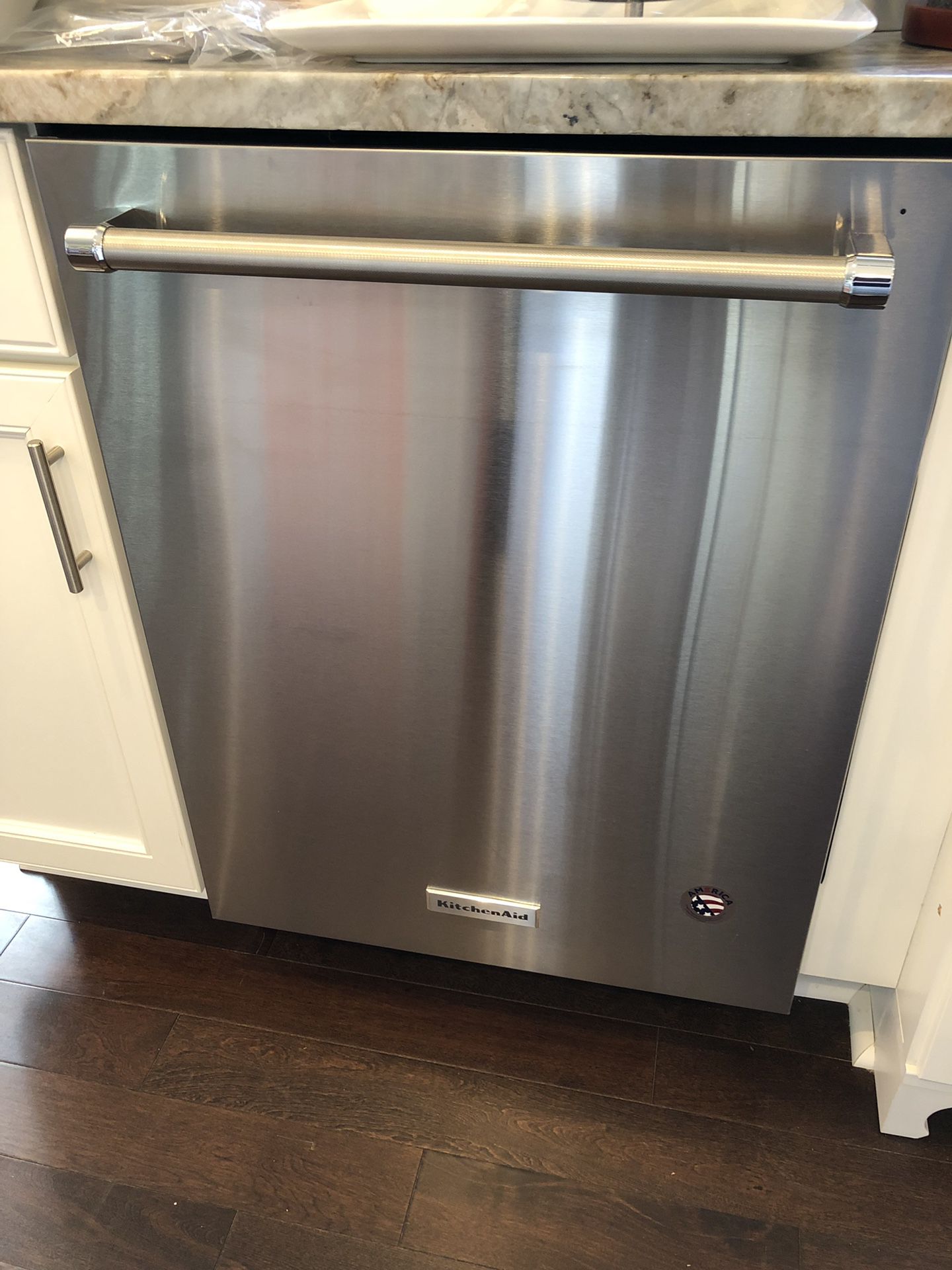 Brand NEW KitchenAid 24” Stainless Steel 44 dBA Dishwasher with Clean Water Wash System