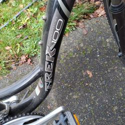 Trek 100 Navigator Mountain Bike 