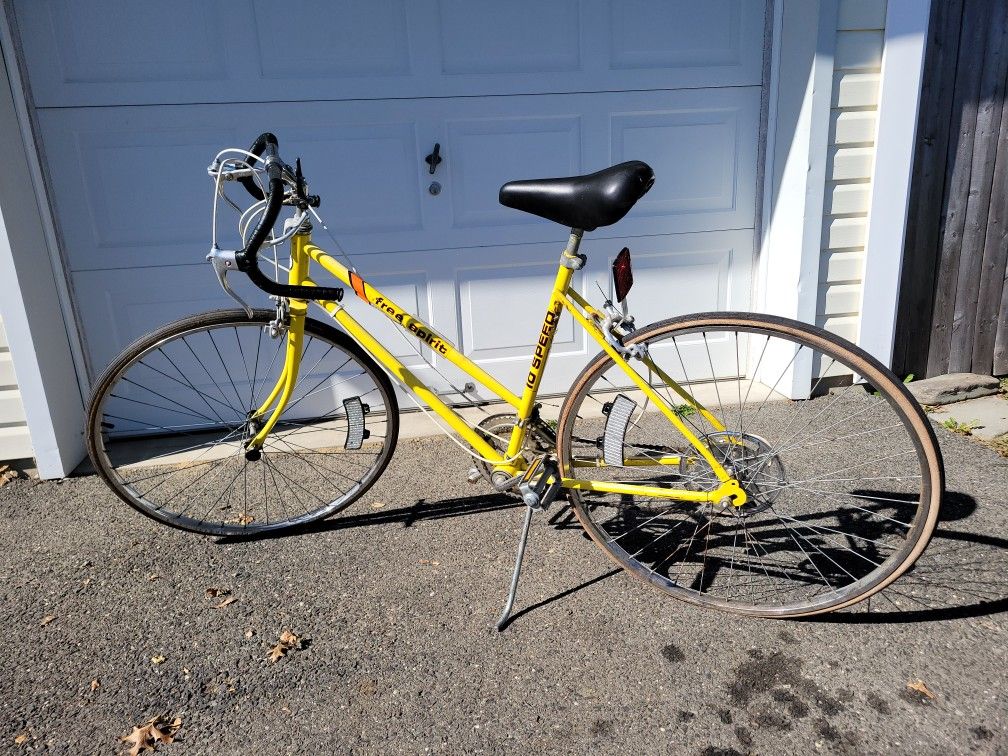 Vintage Free Spirit Sears Roebuck Co. 10 Speed Bike Bicycle