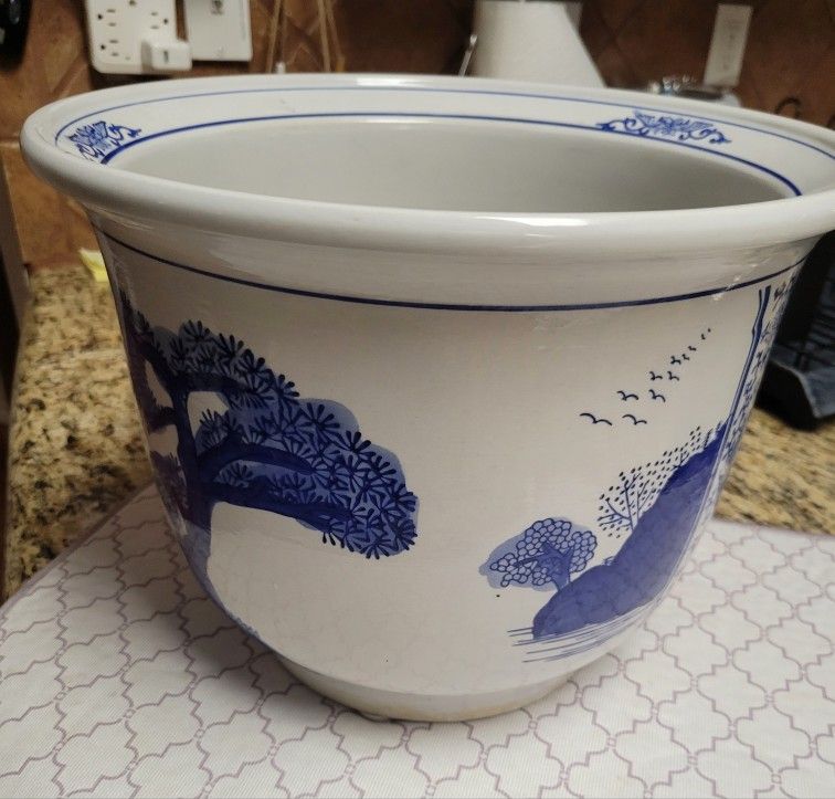 12" Ceramic Planter Pot