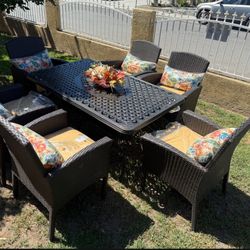 Brand New Patio Outdoor Dining Table Set 