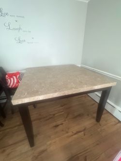 Dinning room table