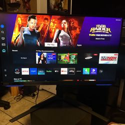 Samsung Odyssey G7 28’