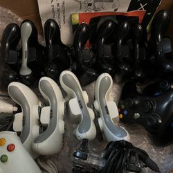 Real Xbox 360 Wireless and Wired Controllers