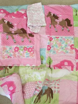 Target girls full size horse bedding