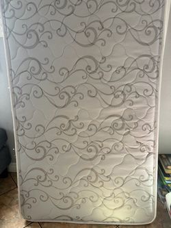 Serta Foundation Box Spring (ALLERTON)