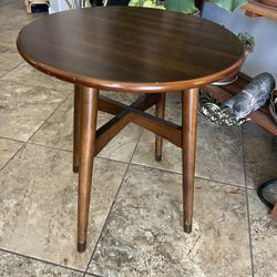 Wood Pier 1 Round End Table 