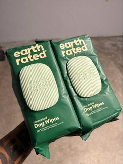 Dog wipes