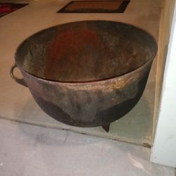 Large Antique  Cast  iron Cauldron 