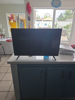 Vision 32 Inch TV Monitor 