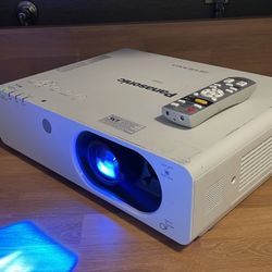 Panasonic 3500 Lumens HDMI Projector