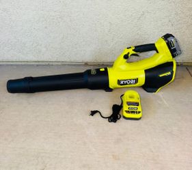 RYOBI ONE+ HP 18V Brushless Whisper Series 130 MPH 510 CFM Leaf Blower + 4 Ah Battery & Charger