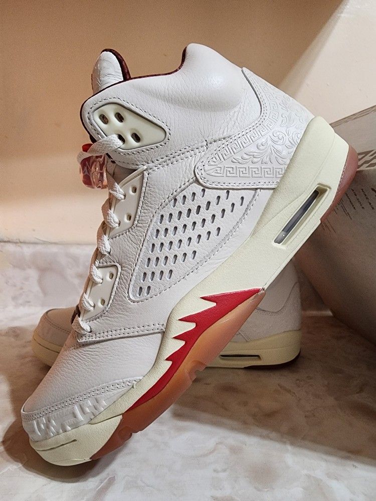 Nike Jordan 5 Retro 'El Grito'