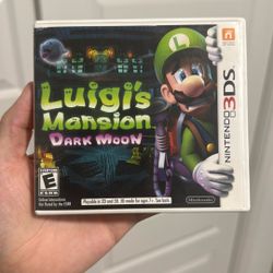 Luigi's Mansion: Dark Moon (Case and Cartridge)
