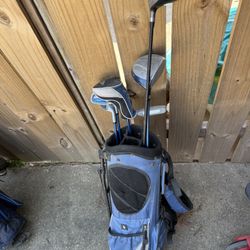 Kids Golf Bag And Clubs 