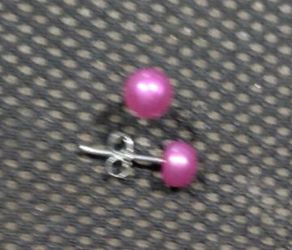 New 925 Sterling Silver Hot Pink Pearl Stud Earrings Minimalist Cute Everyday