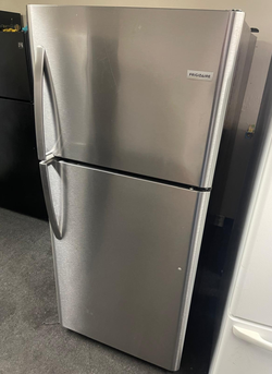 Deal: Frigidaire Stainless Top Mount Refrigerator w/ Glass Shelves