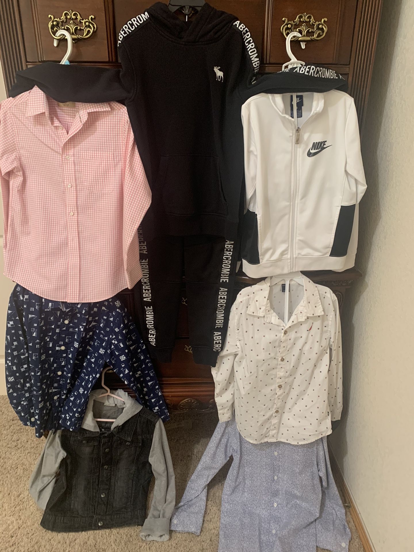 All PICTURES DIFFERENT: Nautical, CalvinKlien, Nike, AmberCombie, Class Club size 6/7 Y Boys