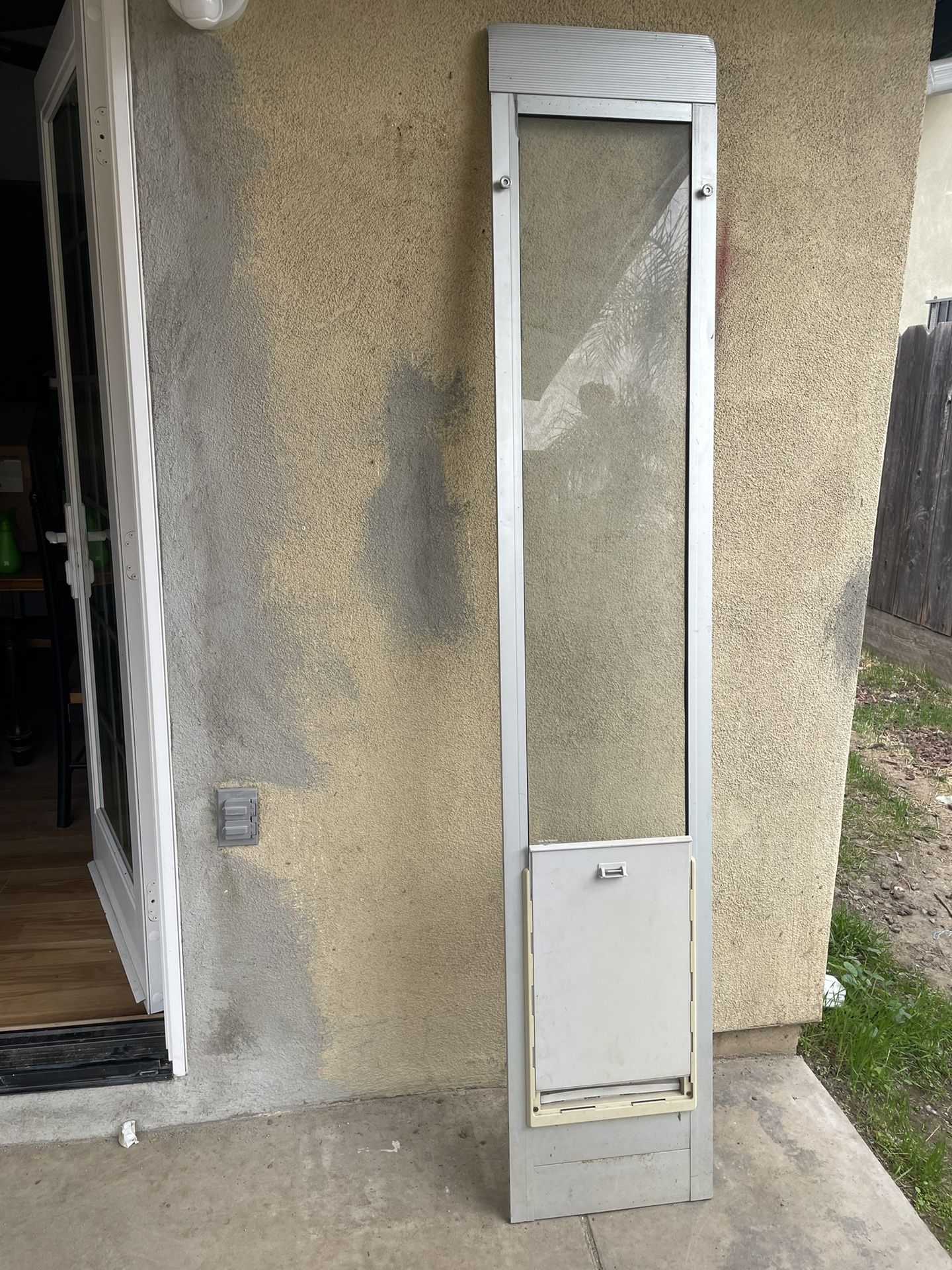 Adjustable Dog Door