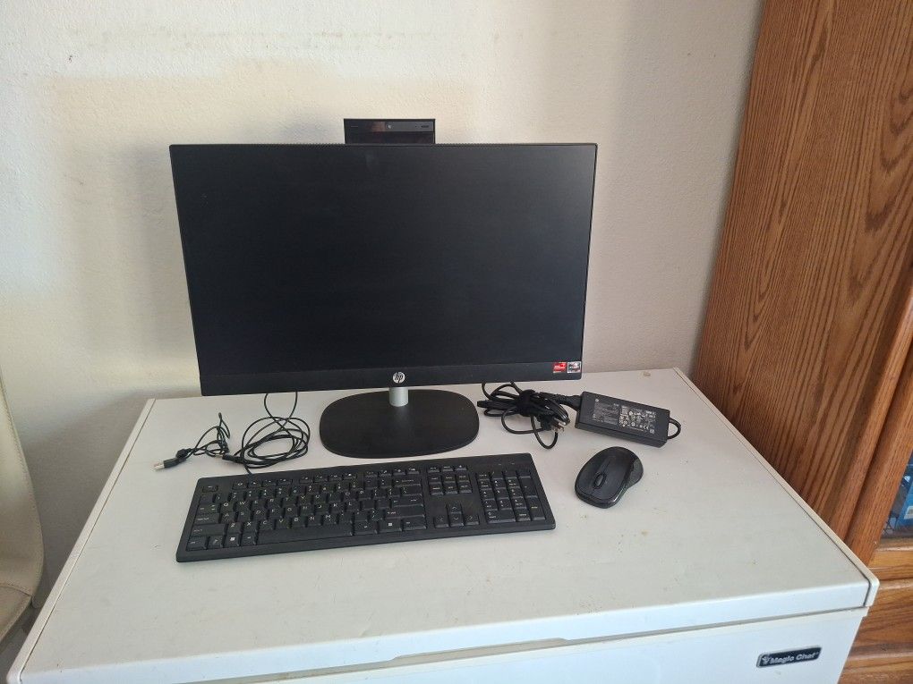 HP All In One Desktop Computer Radeon 7000 Series 3