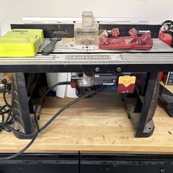 Craftsman Router w/Router Table and bits