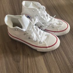 Kids Converse size 11.5 