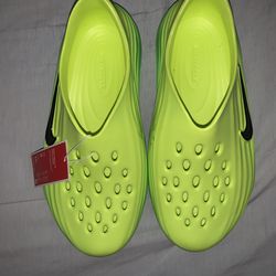 Nike ReactX Rejuven8 Green Strike Size: 9 Men / 10 Women