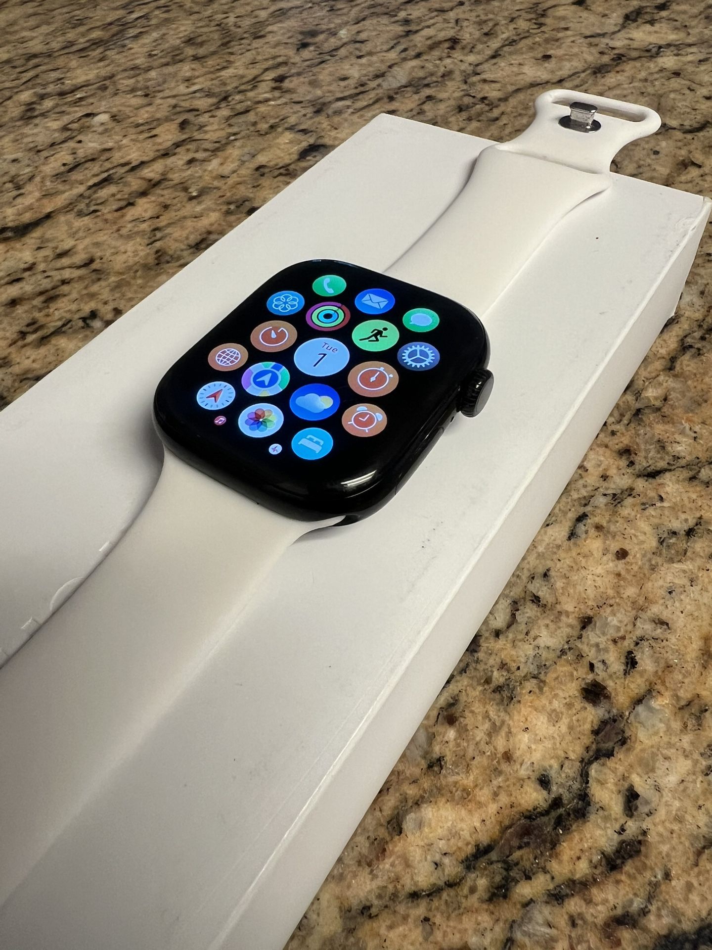 Apple Watch Series 10 46mm Cellular