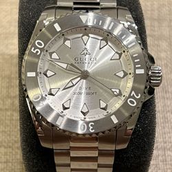 Gucci Automatic Dive Watch 40mm