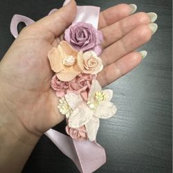 Flower head ribbon or waist belts