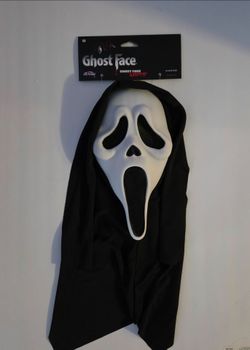 Brand New Scream Ghostface Mask READ THE DESCRIPTION