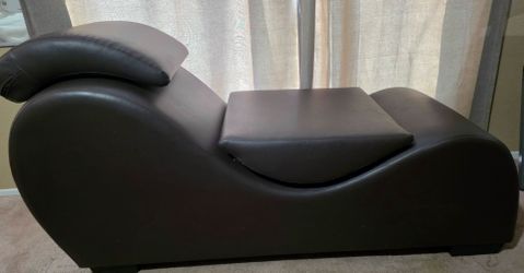 Lounge for Yoga
