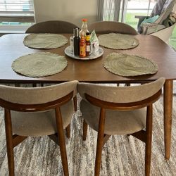 Modern Dining Table 