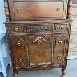 Vintage Chest 