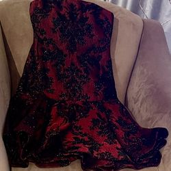 Badgley Mischka. Holiday. Fancy. Dress. 