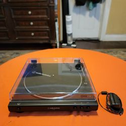 Audio Technica Fully Automatic Belt Drive Record Turntable
