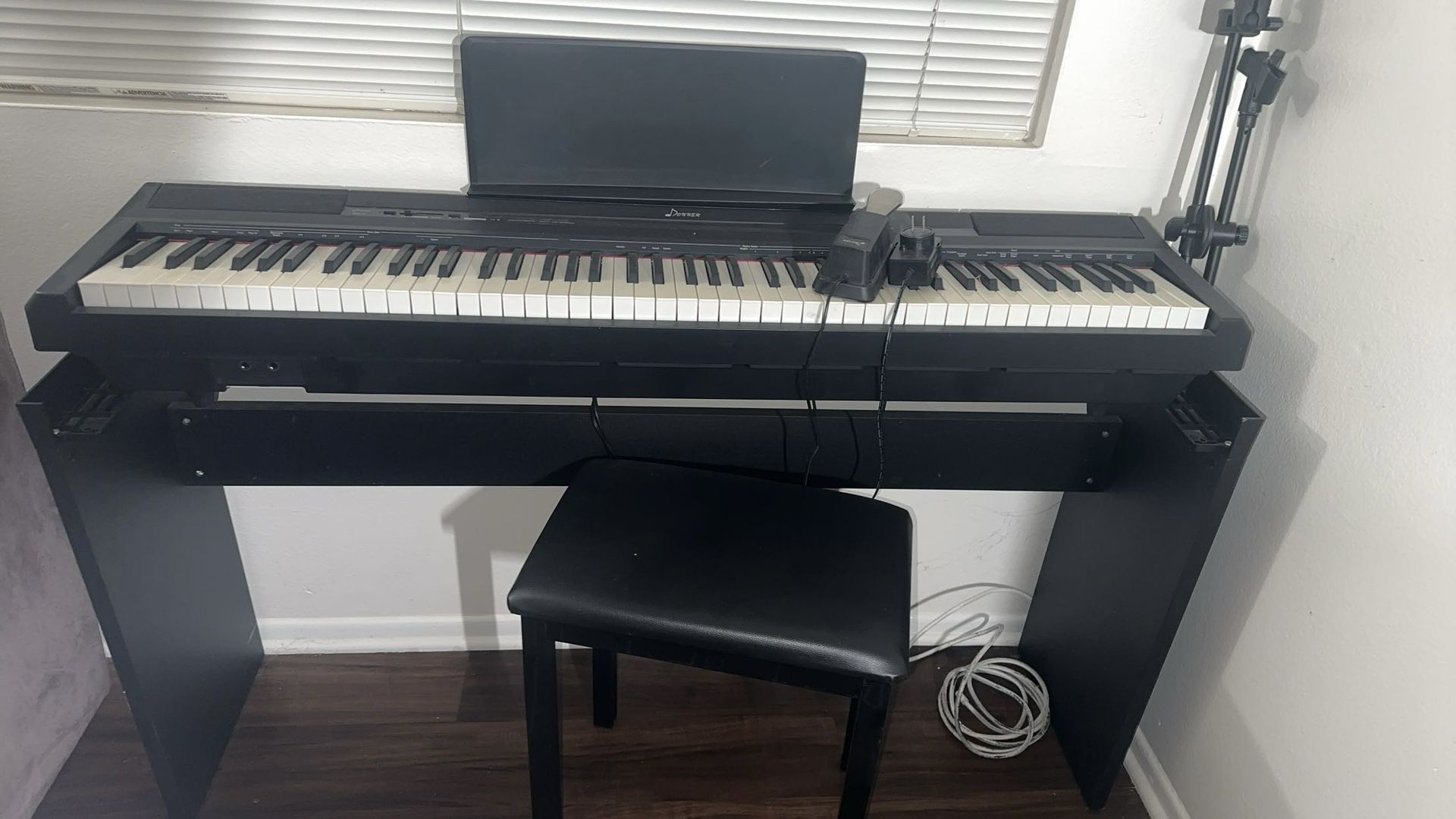 Donner Piano…